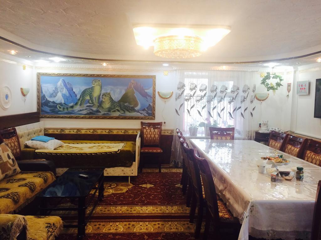 Guesthouse Kunduz Naryn Eksteriør billede
